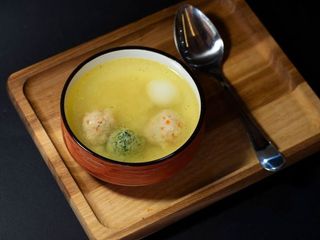 Супчик з курячими болами (280g)