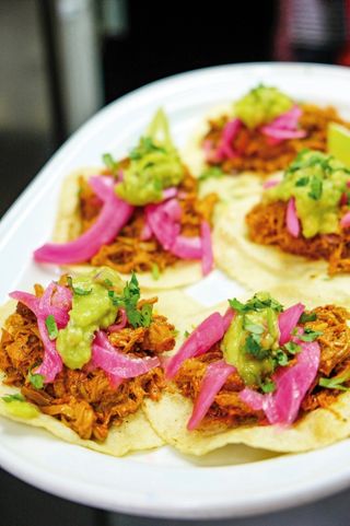 TACOS COCHINITA PIBIL (3 Uds)
