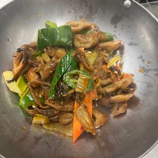 118. Scodella di fuoco piccante con intestino di maiale