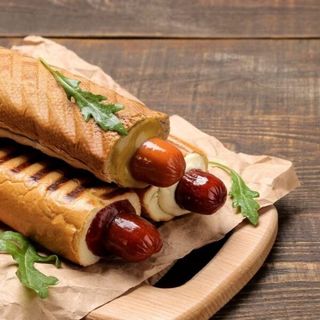 Хот-дог французький з мисливською сосискою