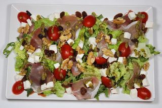 Salada Presunto
