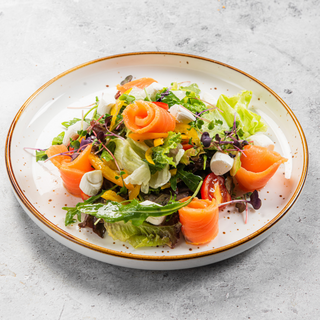 Салат с семгой