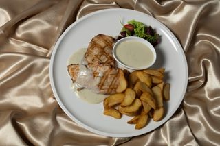 Piept de pui & sos gorgonzola