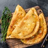 Чебурек "кримський" З Свининою, Сиром Та Помідорами (1000г)