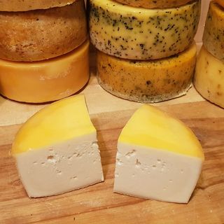 Ser Wędzony "Ślesiniak", podpuszczkowy, krowi, dojrzewający 300g