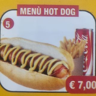Menù hot dog con bibita a scelta