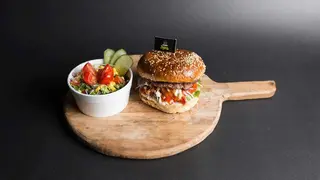 Tri Ubrusa Special sa pomfritom Meni 3