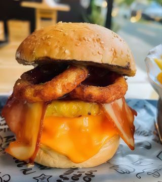 Hamburguesa escandalosa