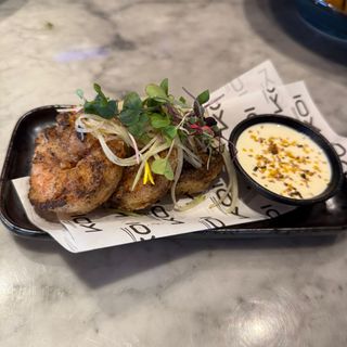 SALT & 5-SPICE PRAWNS