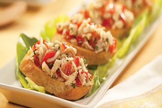 Bruschetta cu ton