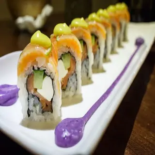 Uramaki double salmón (8 uds.)