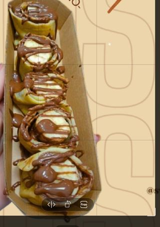 Sushi palačinka Snickers krem i banana