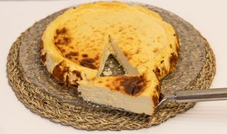 Tarta Entera De 4 Quesos