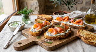 Bruschetta cu somon