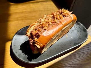 Хот дог Телячі щічки