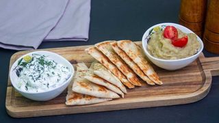 Salată de vinete cu feta si măsline