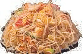 Riori  spaghetti di riso con gamberi, verdure e uova