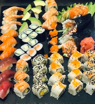 44. Familia Grande Especial Sushi 60 Peças
