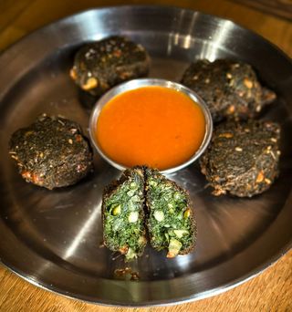 falafel 5 szt. + sos spicy mango