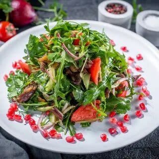 Руккола с телятиной