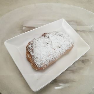 Napolitana Crema