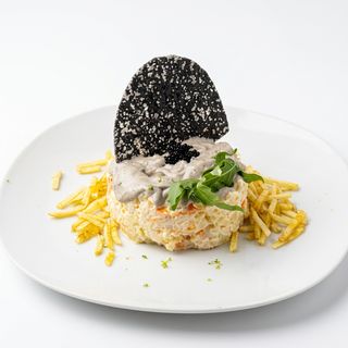 Ensaladilla de La Villa con mayonesa de trufa
