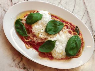 ПАСТА  ЗІ СТРАЧАТЕЛЛОЮ ТА ТОМАТАМИ (430г)