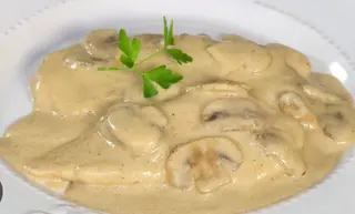 Ternera En Salsa De Champiñones