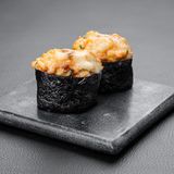 გამომცხვარი სუში ორაგულით 