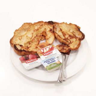 Croissant De Mermelada Y Mantequilla