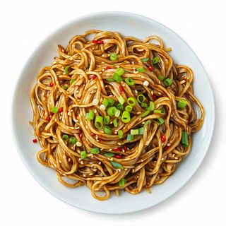 102. Fideos de soja salteados