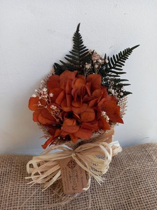 Ramillete de Hortensia Preservada color Teja