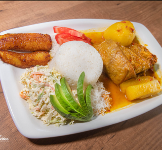 Plato De Sobrebarriga