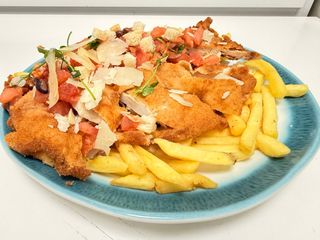 Пилешки шницел Миланезе