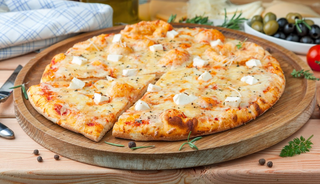 Quattro formaggi pizza