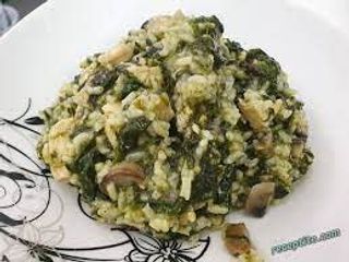 Макарони с пиле, спанак, топено сиренв, кашкавал(300г)