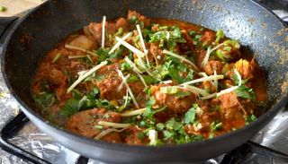 43 Cordero Bhuna/Lamb Bhuna