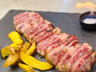 Tagliata Umi black angus Uruguay 200 giorni grain feed 400 g