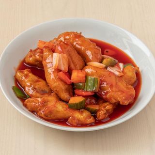 Cerdo tempura en salsa agri-dulce