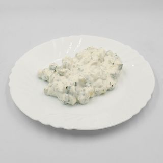 Салата Снежанка (200г)