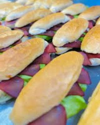 Suho meso sendvič bosanac