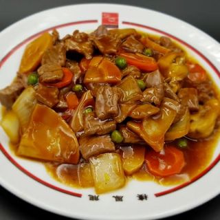 Ternera Salteada Con Zanahorias Picante