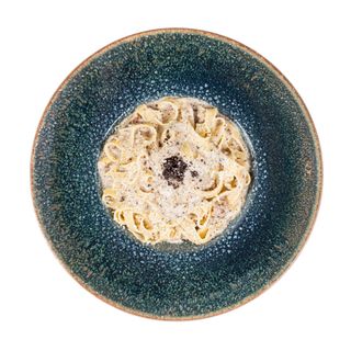 Tagliatelle Con Salsiccia e Tartufo