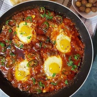 عجة مرقاز موزوزة+صحن فريت