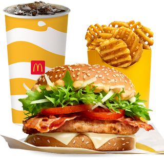 MENIU BIG TASTY CHICKEN BACON MARE