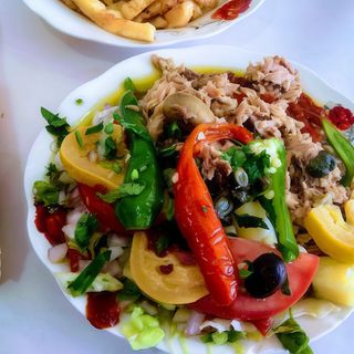 Prato Tunisino (Salada de Atum Tunisina) / shan tounsi