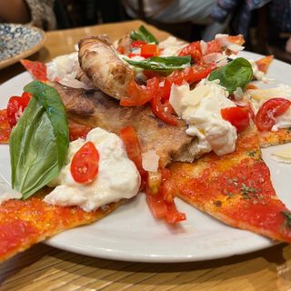 Pizza Burrata (30 cm)