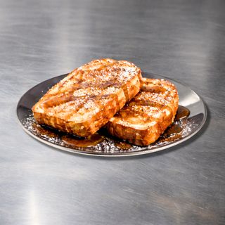 FRENCH TOAST CU SIROP DE ARTAR
