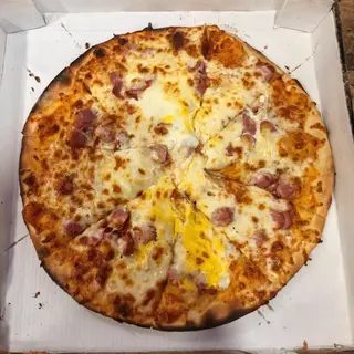 Pizza Frankfurt (32 cm.)