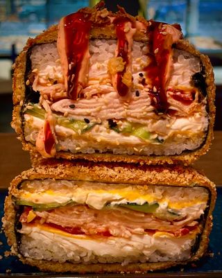 Суші Бургер З копченою куркою